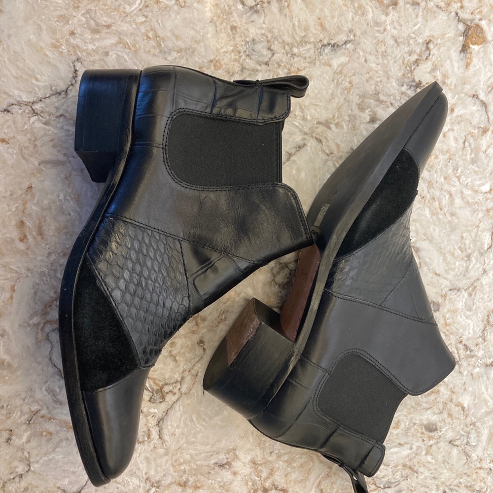 Coach Suffolk Patchwork Bootie Black Size 7 - image 4